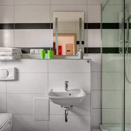 1 By Interhome بيت للعطل Bečov nad Teplou
