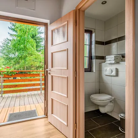 1 By Interhome Bečov nad Teplou